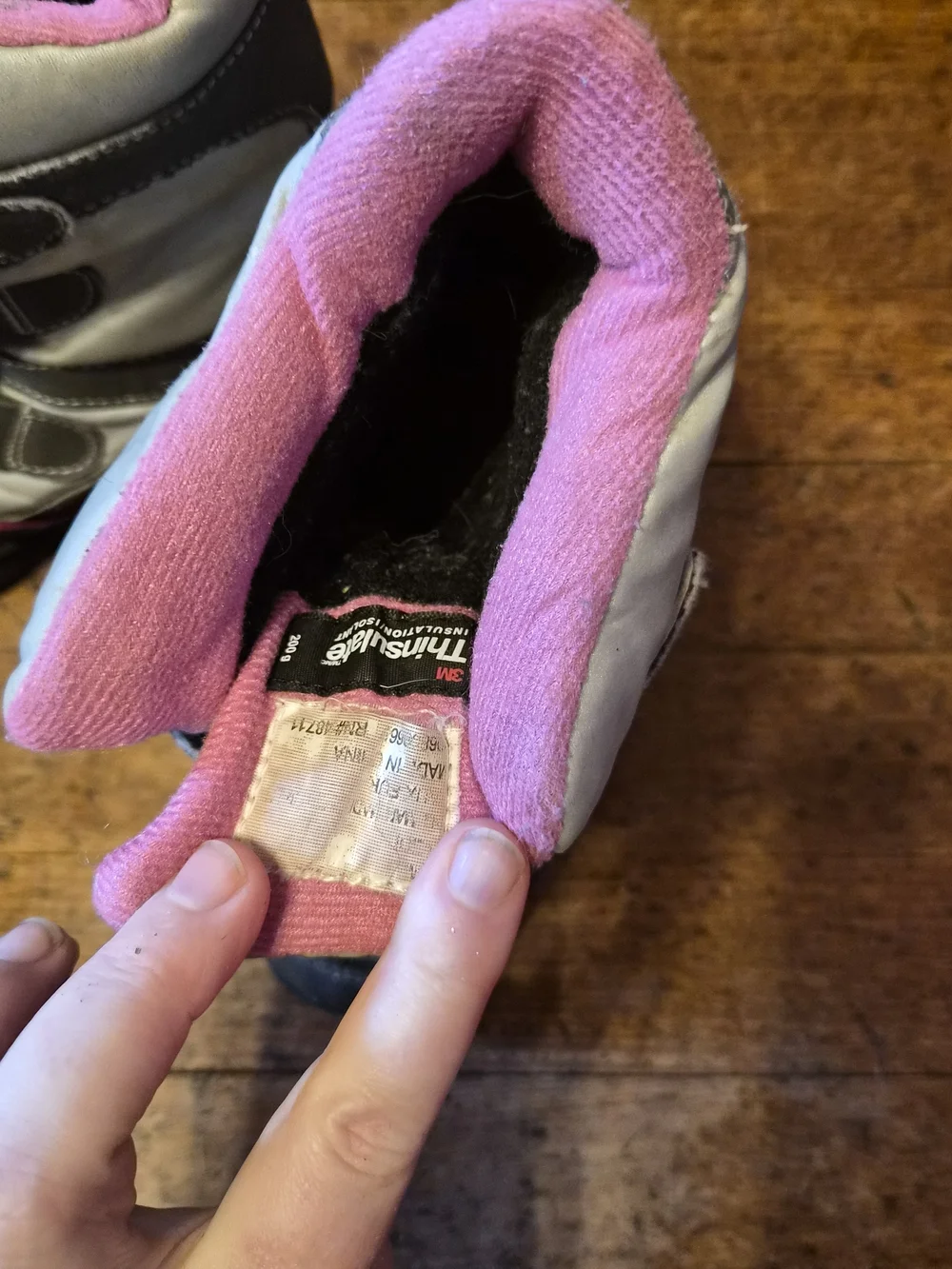3M Totes Weatherproof Kids Snow Boots Gray Pink Velcro Thinsulate Size 13